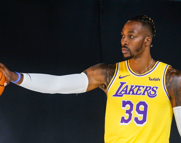 霍华德巅峰期被誉为联盟第一中锋,为何遇到姚明就打不过?|姚明|霍华德