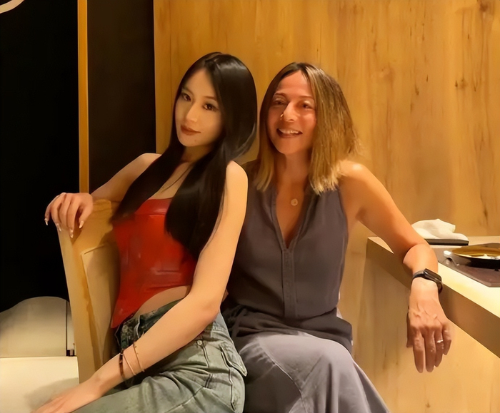 范志毅前妻罕见亮相!