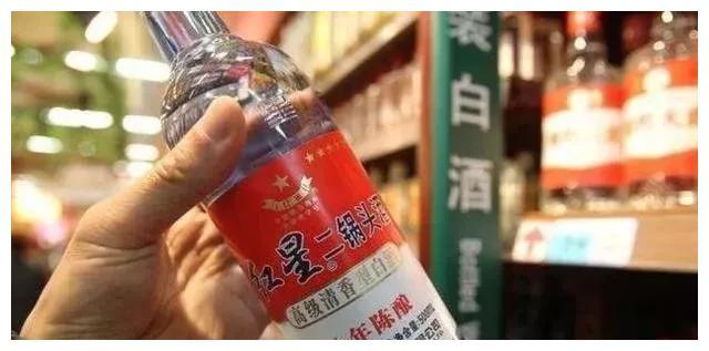 5款典型酒精勾兑酒，其中一款还是品牌酒