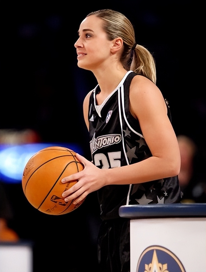 07年wnba状元有机会成为黄蜂队主帅|哈丁|黄蜂队|教练_新浪新闻