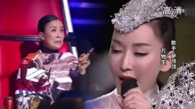 萨顶顶踢馆中国好声音万物生开口听懵四位导师