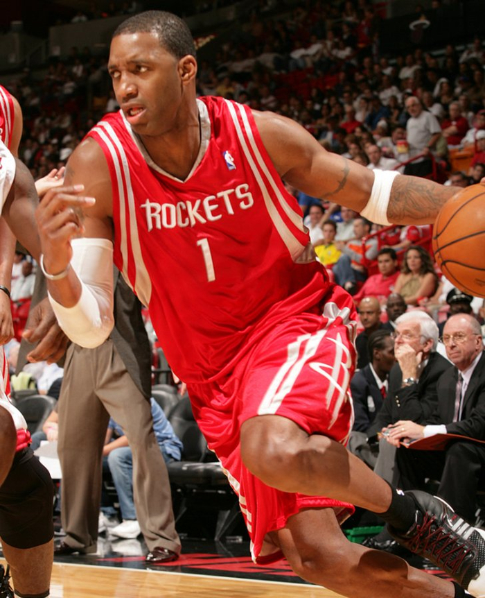 麦迪要是不进名人堂,就不会有现在的争议性了,荣誉太少了