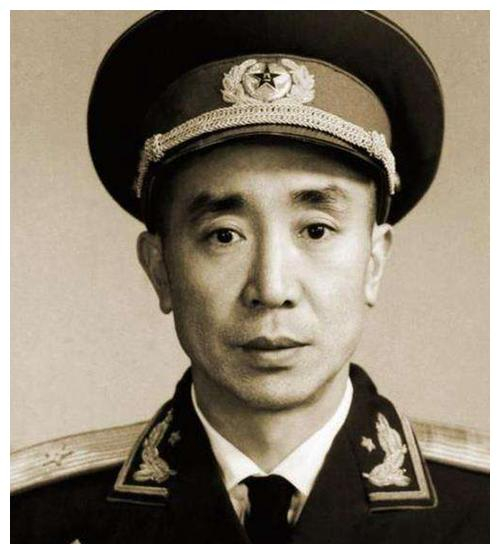 江腾蛟夫人：17岁参加革命，建国时成婚，晚年与丈夫不离不弃_财经头条
