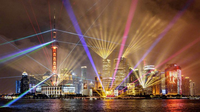 夜游盛宴探索城市灯光秀与夜景