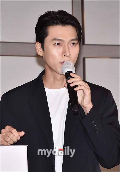 韩国艺人玄彬首尔出席代言品牌宣传活动