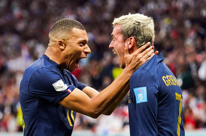 法国队真核退队德尚遗憾官宣84场纪录终结欧洲杯争冠悬了