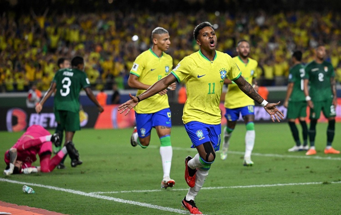 1-1美国!巴西25射进1球,射门像解围后场打酱油,美洲杯4强悬了