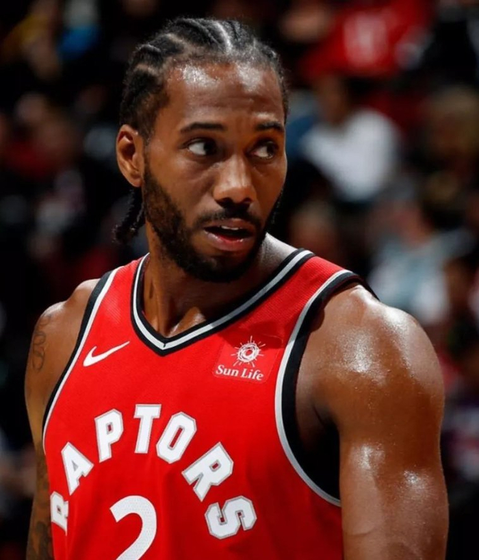 莱昂纳德能否在快船队夺冠至关重要有望比肩詹姆斯