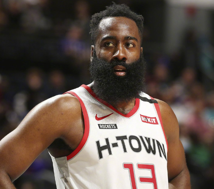 哈登,威少和杜兰特都离开了雷霆队,为何待遇不一样?