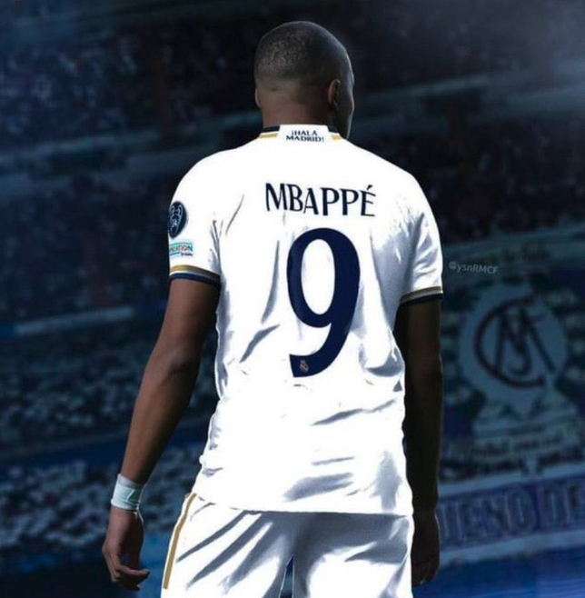 欧洲杯前亮相穿皇马9号当世第一人尘埃落定重走偶像c罗路