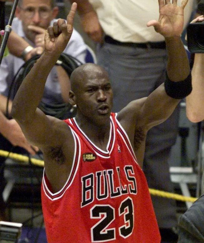 只可惜身高太矮,无缘加盟nba|乔丹|篮球|拉里_新浪新闻