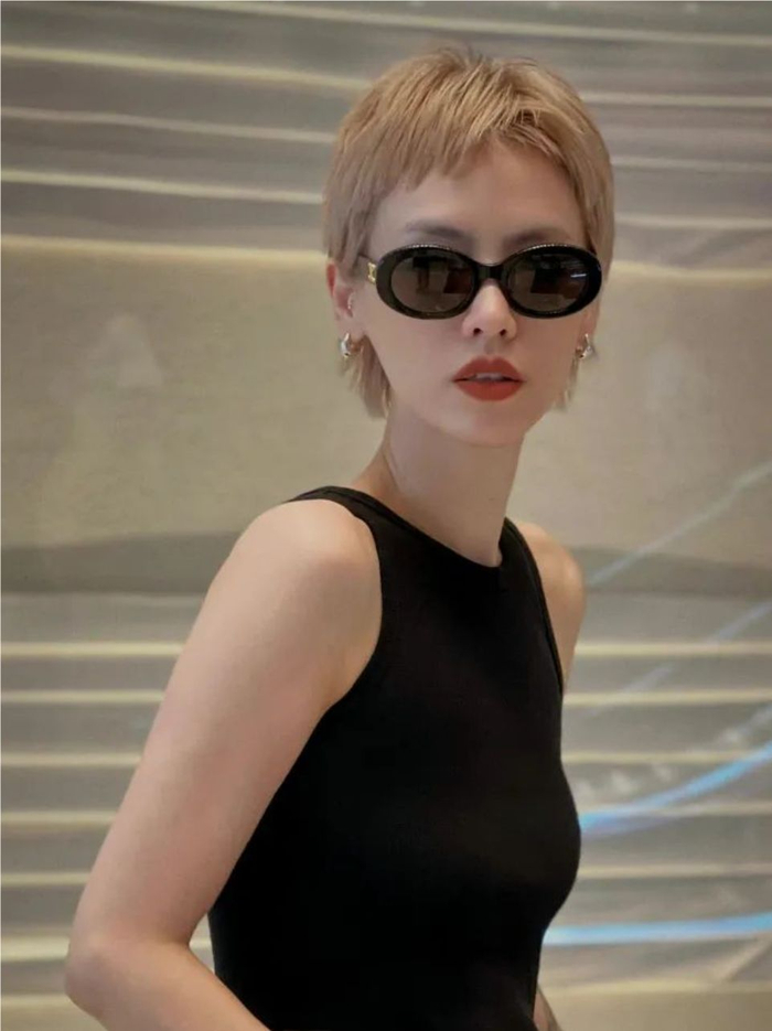 最美短发16款,时尚百变很个性,全都特别火|发型|造型|发色|层次|女士_新浪新闻