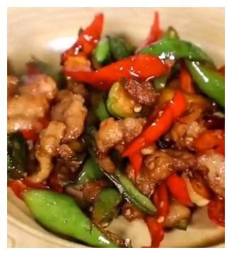 湖南青椒炒肉最好吃，椒香入味、脆口爽口，大厨为您解密技巧