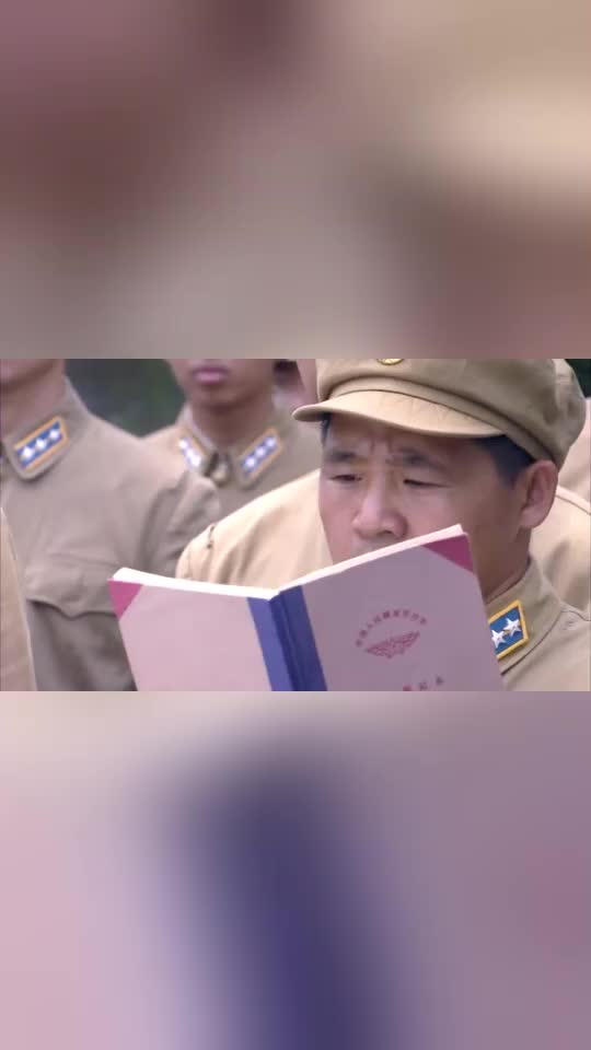 绝密543:二营的弟兄们陆陆续续上交笔记,政委在训练场教育他们