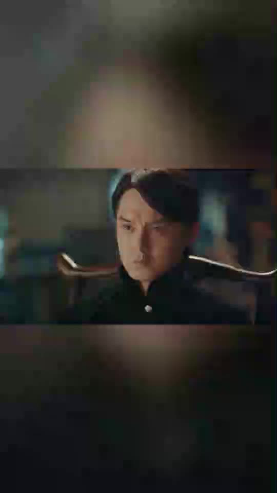 烈火军校顾燕帧和黄松打算去做曲曼婷的保镖