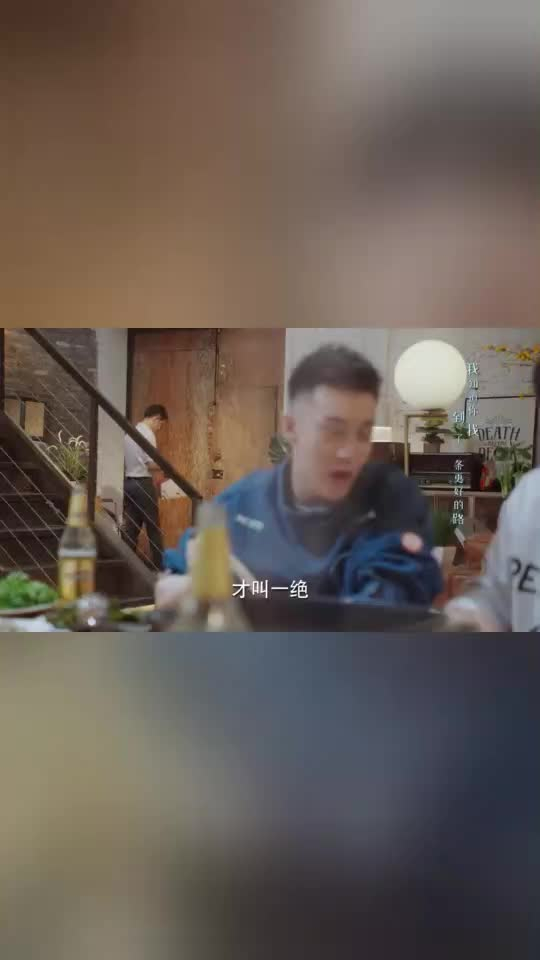 亲爱的热爱的小米以为粉丝送的礼物原来是韩商言送的