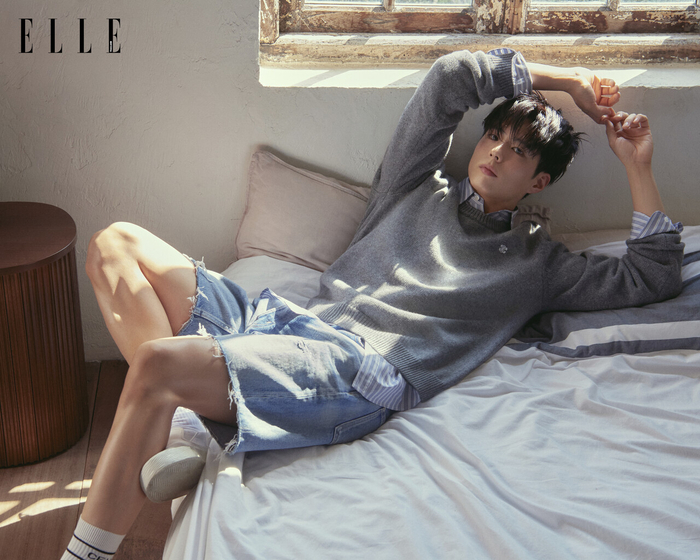 韩国艺人朴宝剑最新杂志写真曝光