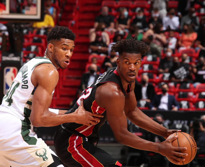 NBA热火队强势出击季后赛冲击总冠军宝座