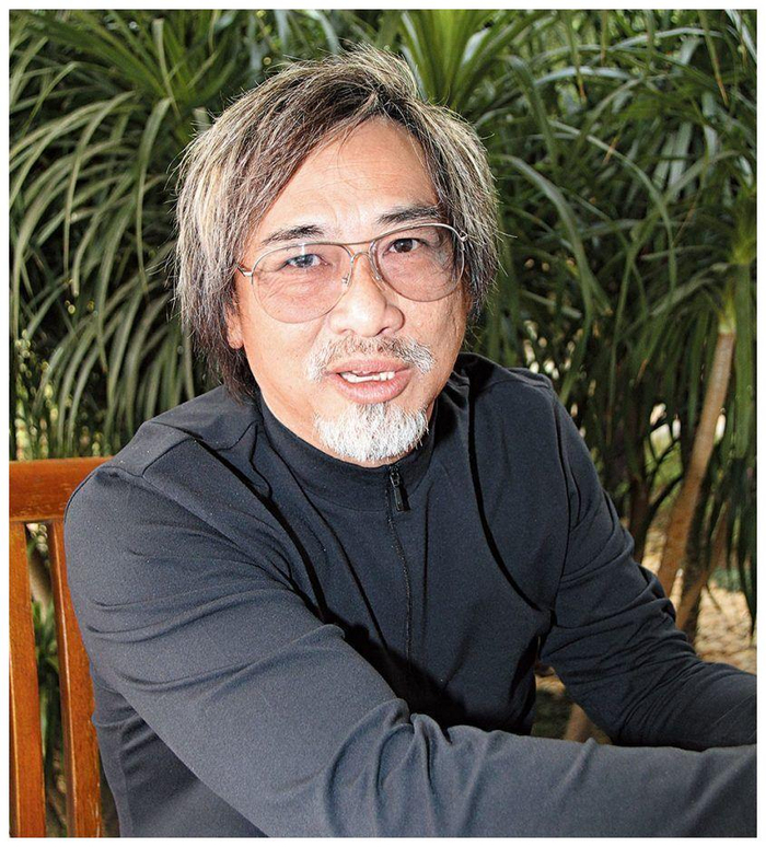 林文龙携妻女出巡气场足,邀戚其义拍剧对抗tvb,邓丽欣将做主角