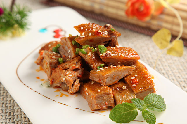 岚谷熏鹅:福建武夷山的传统美味|熏鹅|武夷山|鹅肉_新浪新闻