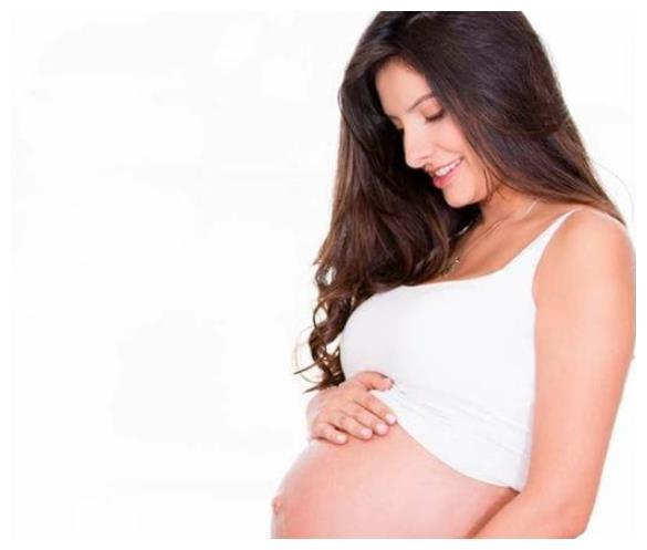 准妈妈都会用肚脐的凸出和凹陷来辨别胎儿的性别，孕妈心里要有数
