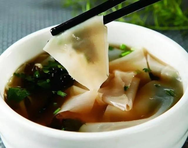 舌尖上的洛宁美食——捞汤鸡蛋面叶__财经头条