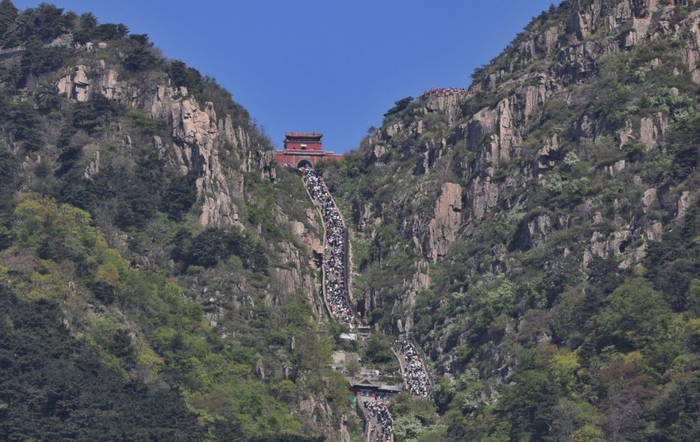 泰山:承载历史与文化的中国"国山"