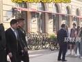 网友在德国拍到中国国防部长董军，这气场尽显中国军人的大国风范