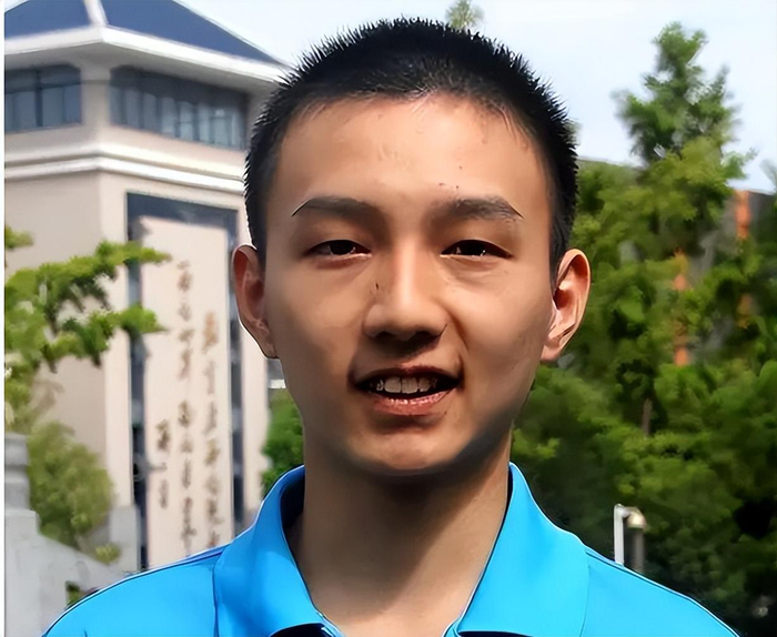 湖北学霸贺维艺,放弃保送清华,称要享受高考,最后考了多少分?