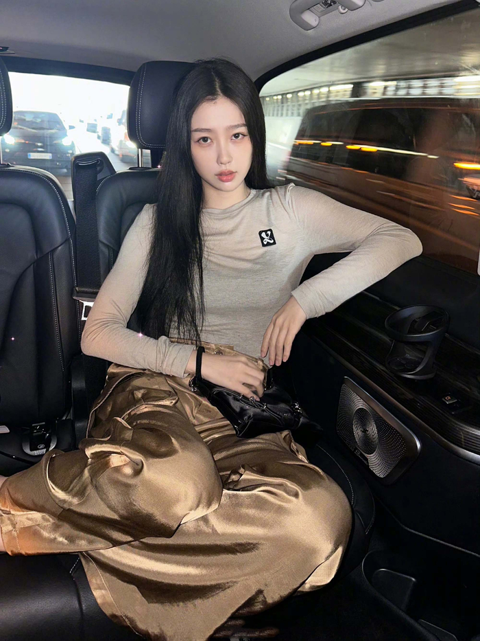 明星达人精彩演绎了秋季穿搭示范,配饰绝对是点睛之笔