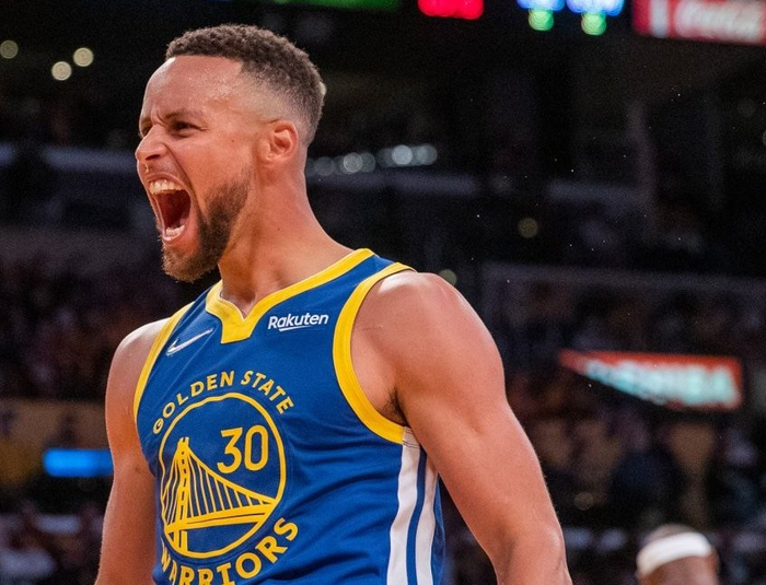 库里离开勇士队的概率不大!这是他们队史最伟大的巨星啊
