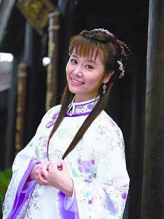 《还珠格格》夏雨荷的真实身份，我们被骗了20年，你发现了么？