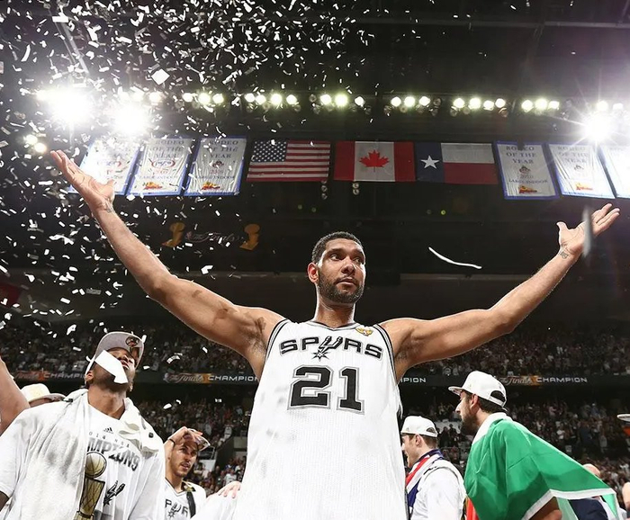 邓肯的地位本该更高一些雷阿伦帮助热火队击败了马刺队少一冠