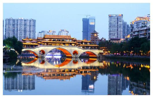 中国最强的新一线城市，GDP全国第八，未来有望追上北上广深