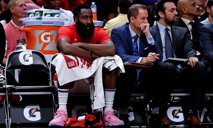 卢指导执教生涯迎黑暗阶段!哈登是个"硬茬儿",改变他太艰难了