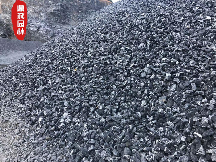 砾石有什么作用和特点?天然砾石园林造景建筑工程铺路石