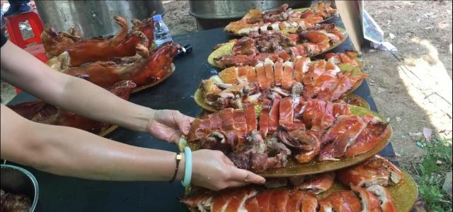 烧猪,广东人最爱的美食之一,外省人不会懂|乳猪_新浪新闻