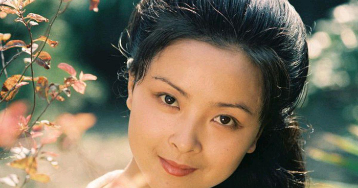 10月3日,据导演胡雪桦说,著名演员和舞蹈家周洁女士在休斯顿去世.