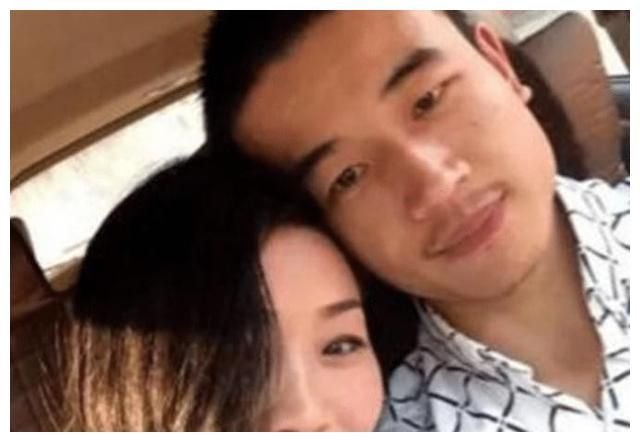 23岁小伙恋上46岁阿姨，两个月便闪婚！谭方平：我爸妈都喜欢她