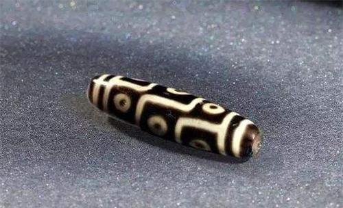 李连杰有一颗九眼天珠，价值上亿，全球仅两颗，马未都：天珠之王_财经头条