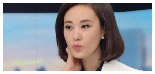 央视女神秦方：曾是重庆高考状元，今39岁魅力不减却仍单身