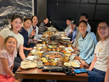 上海女排三代副攻海外相聚，缪伊雯留洋斩获哈联赛最佳主攻太提气
