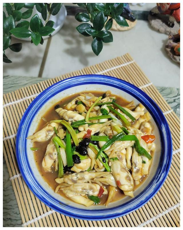 生粉水少许咸香口味炒工艺十分钟耗时简单难度炒蛏子的做法步骤1准备