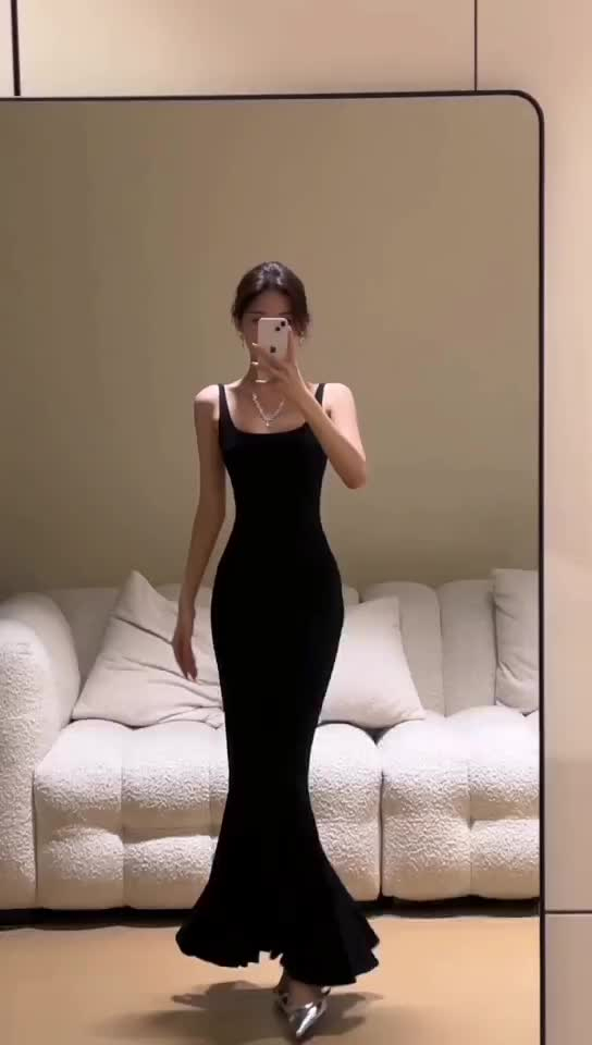 爱自拍的小姐姐