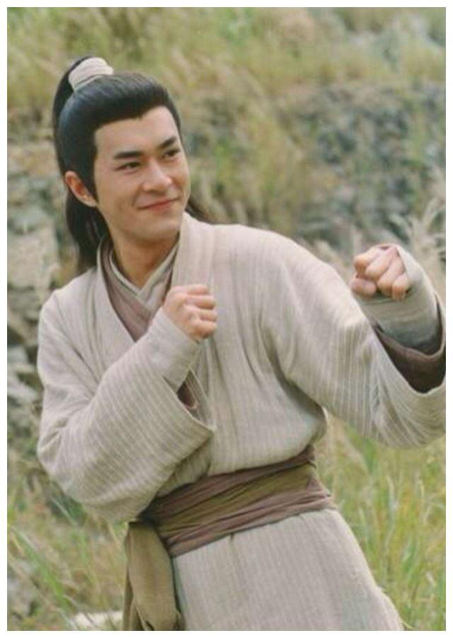 只能被太阳“黑”的古天乐,你知道他的少年时期有多么“难”吗?