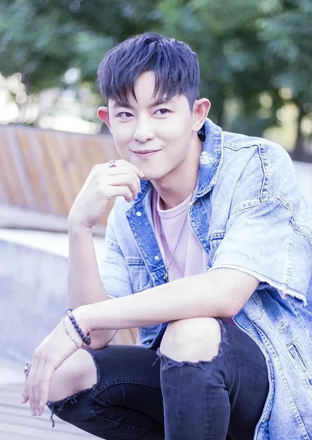敖犬是谁？为什么那么多人骂他
