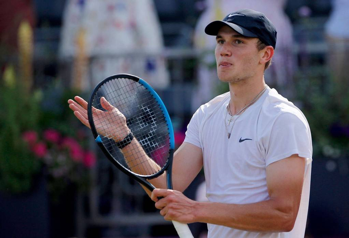 目前,00后新秀已经成为了男子职业网坛的一股重要力量,而英国选手