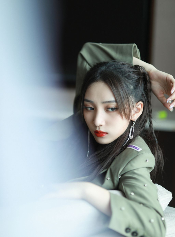 苏芮琪清爽甜酷写真,又甜又飒