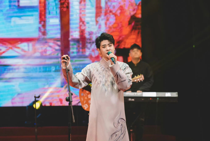 张云雷全新库存照元宵节快乐事事圆满时光正好