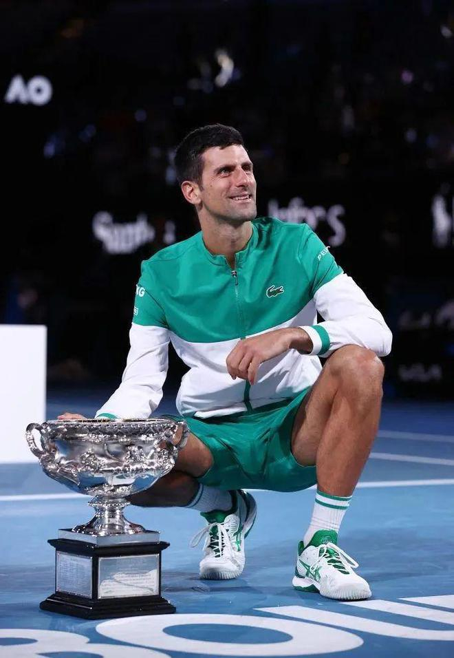 胡尔卡奇会成为德约科维奇温网31场连胜的那个终结者吗?